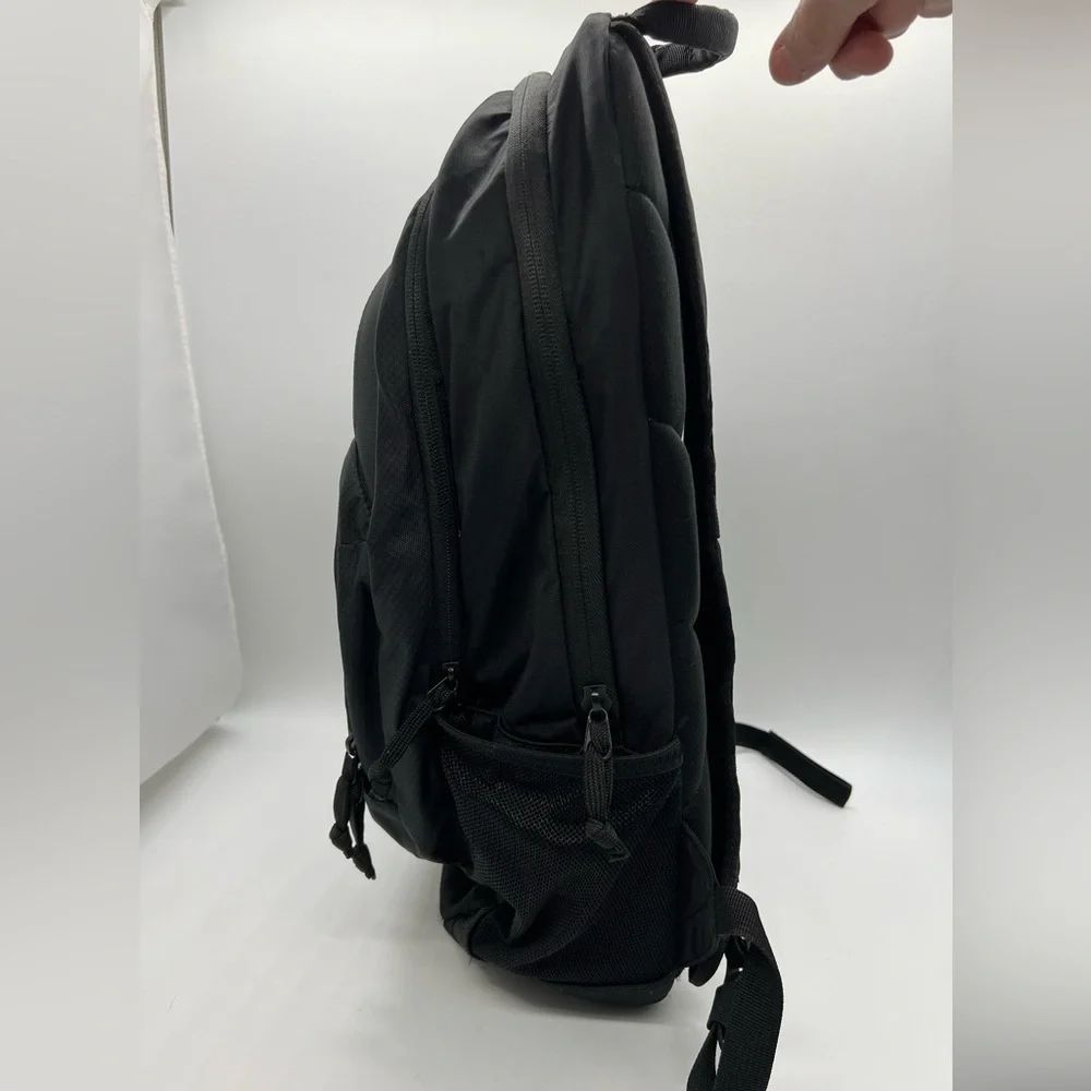 Thule Black Men's Backpack with White Logo